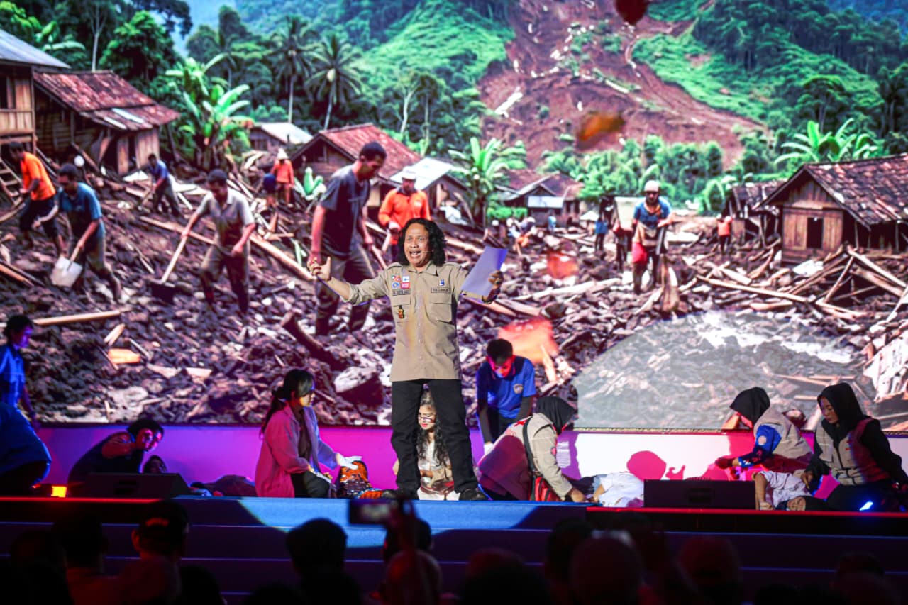 Seniman Juga Budayawan Betawi, Dr Syaiful Amri Bacakan Puisi HUT TAGANA Ke 22