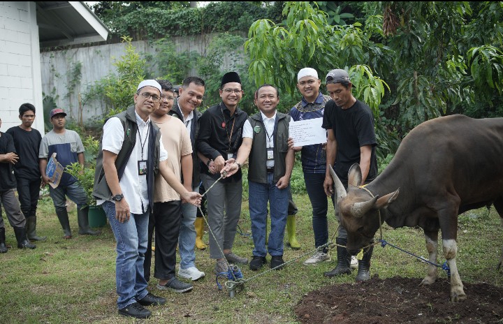 Pegadaian Kanwil VIII Jakarta 1 Bagikan 1.800 Paket Daging Kurban