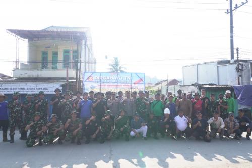 Sambut HUT TNI Ke-80 Tahun Koramil 0901-03/Samarinda Seberang Gelar Karya Bakti PRIMA Bersihkan Pasa